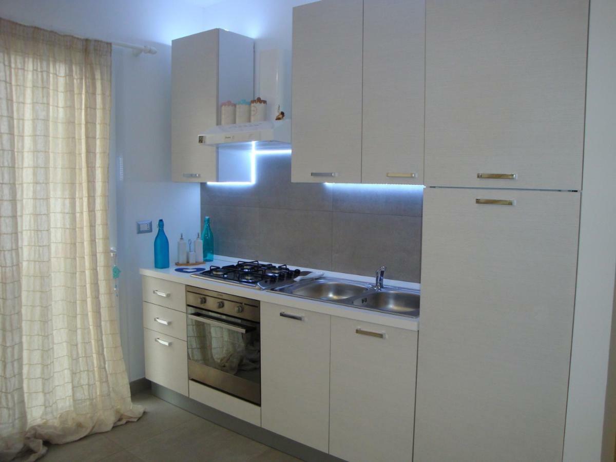 Deliziosa Villetta Mancaversa 玛丽娜迪曼卡维萨 外观 照片